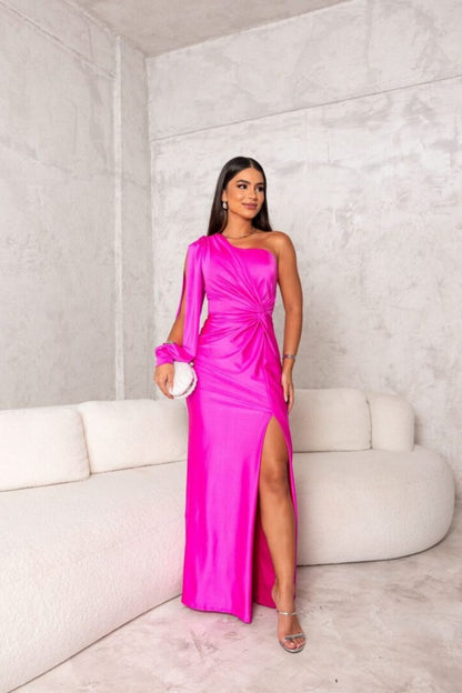 Fione - Elegant and Refined Dress