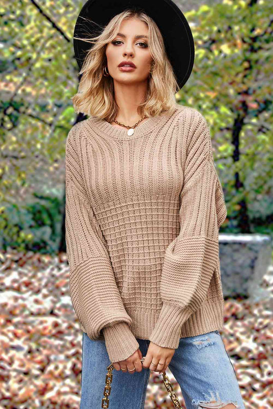 Kamila - Sweater with Round Neck
