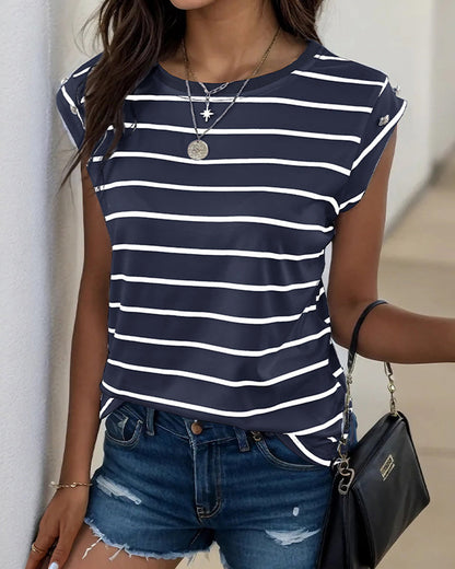 Ameby - Sleeveless and Striped Pattern T-Shirt