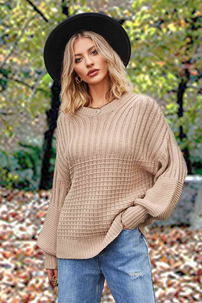 Kamila - Sweater with Round Neck